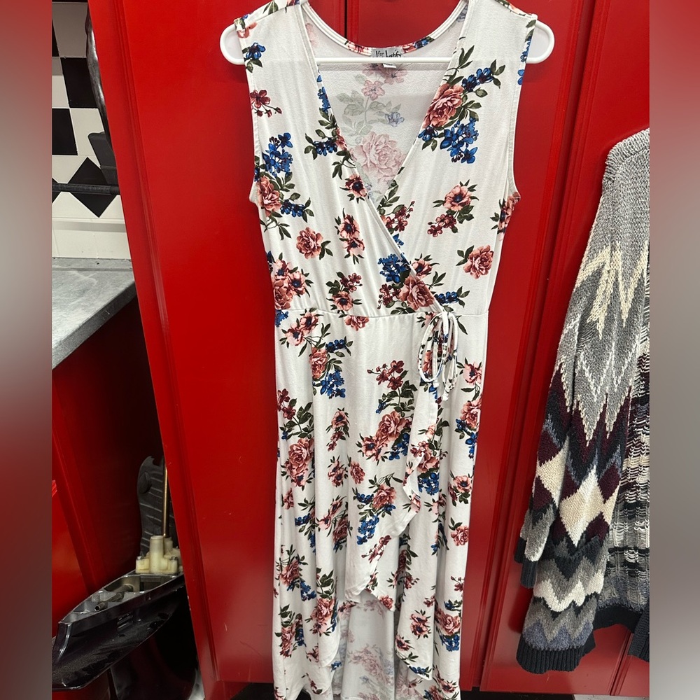 Lightweight, short in the front and long in back dress